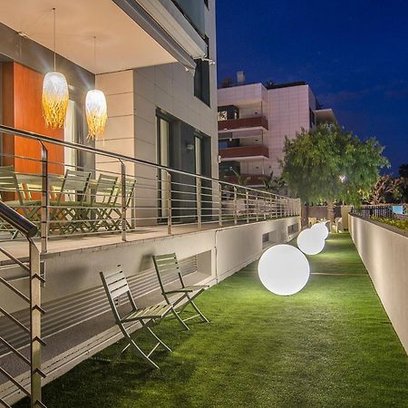 Sitges Garden Paradise: 3-Bedroom Villa with Pool and Terrace Exterior photo