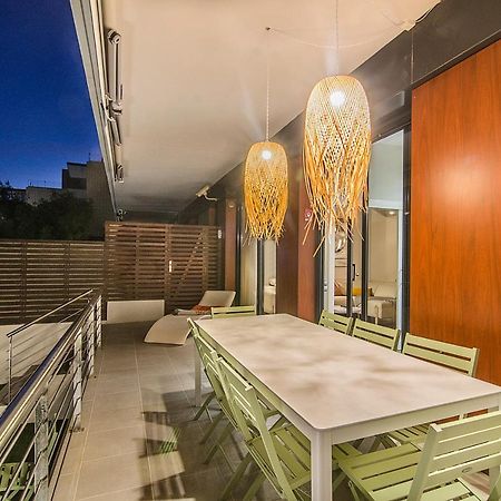 Sitges Garden Paradise: 3-Bedroom Villa with Pool and Terrace Exterior photo