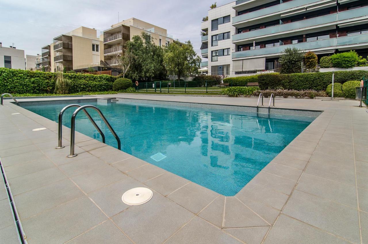 Sitges Garden Paradise: 3-Bedroom Villa with Pool and Terrace Exterior photo